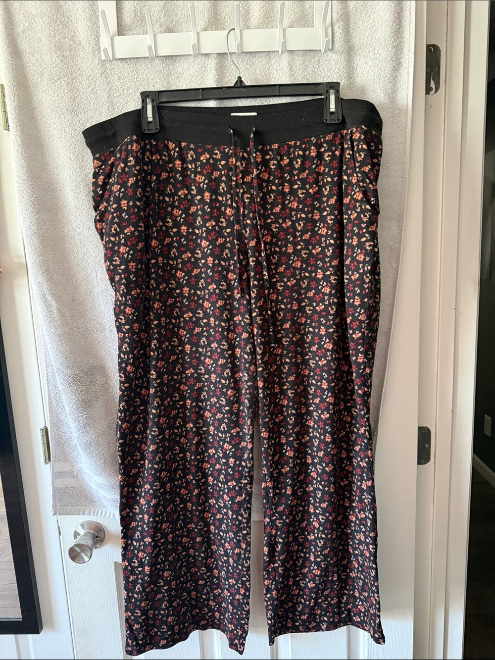 Black Floral Wide-Leg Lounge Pants with Drawstring Waist